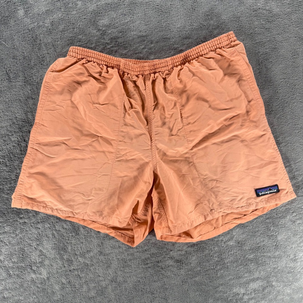 Patagonia Baggies Shorts Mens Medium Peach Orange 4 Inch Inseam Nylon Mesh Lined